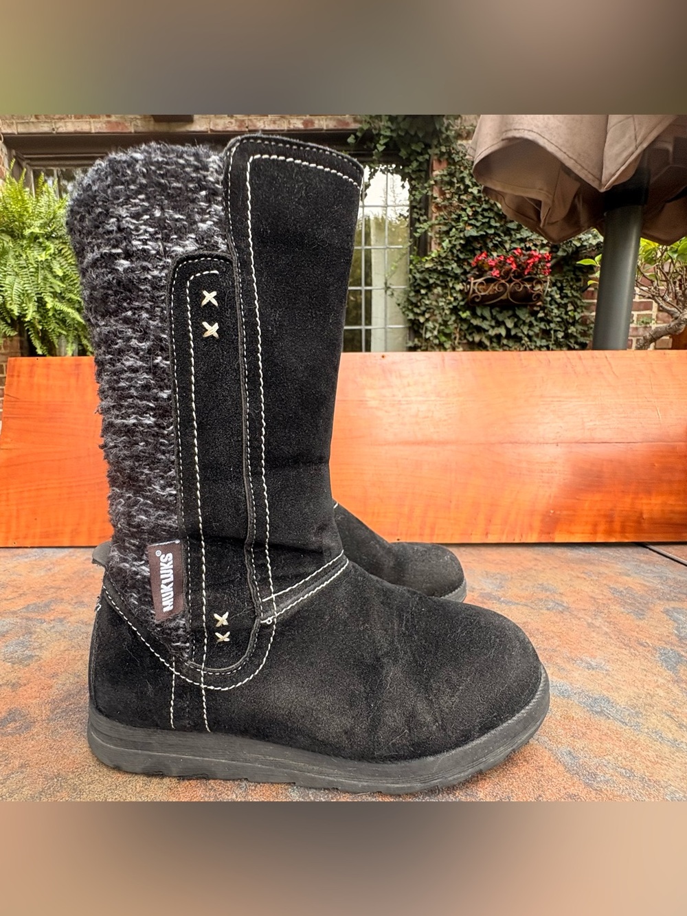 MUK LUKS Womens Size 6 Black Sweater Knit Faux Fur Lined Winter Boots Side Zip